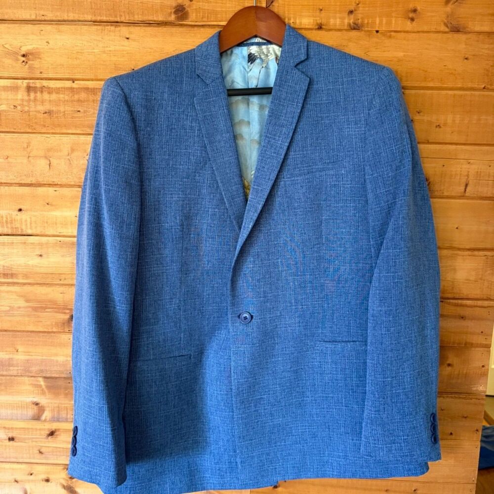 NWOT ASOS 46R 1 button skinny notch lapel blazer with amazing bird print lining.